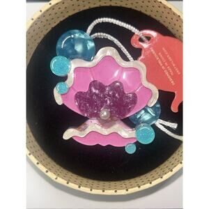 Erstwilder Treasure Within Brooch NIB Seashell